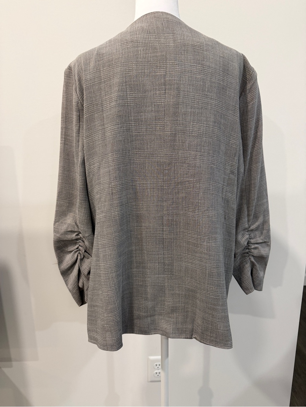 Skies Are Blue Gray Windowpane Plaid Blazer XL 3/4 Sleeve Floral Lining - Picture 10 of 11